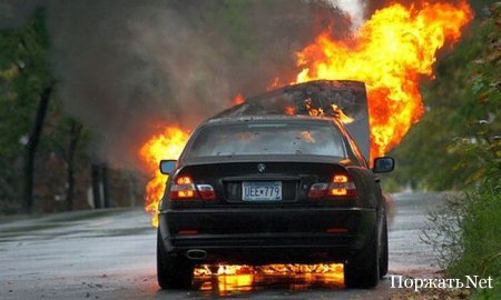 Машина горит (19 фото)