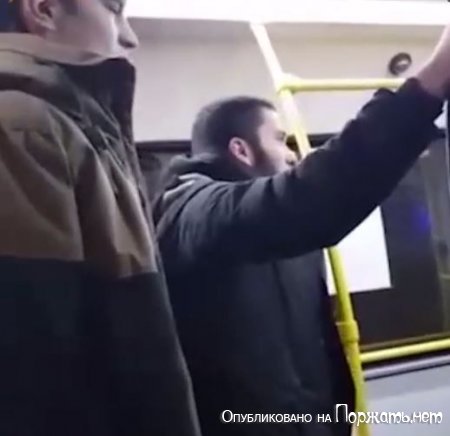 В Москве с ножом напали на пассажира автобуса
